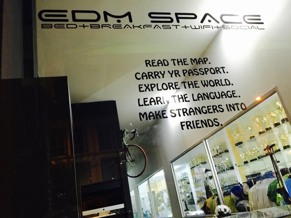 Edm Space Ipoh Eksteriør billede